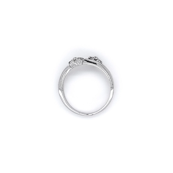 Ring mit Zirkonen aus Weißgold