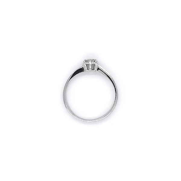 Ring mit Zirkonen aus Weißgold