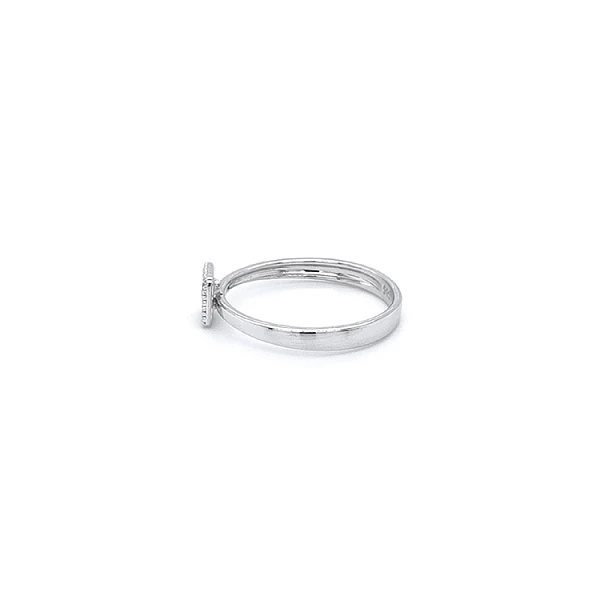 Ring mit Zirkonen aus Weißgold