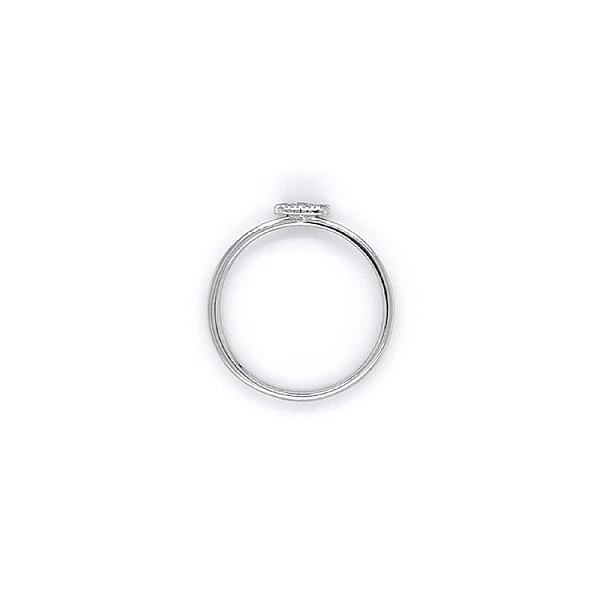 Ring mit Zirkonen aus Weißgold