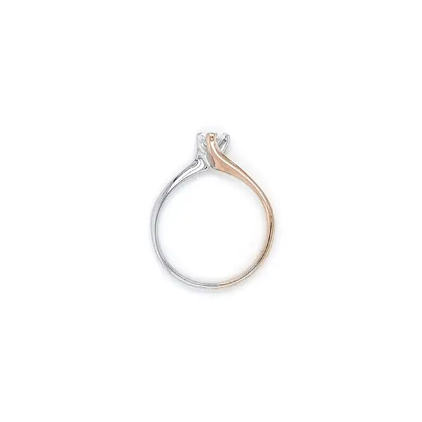 Verlobungsring mit Zirkon aus kombiniertem Gold