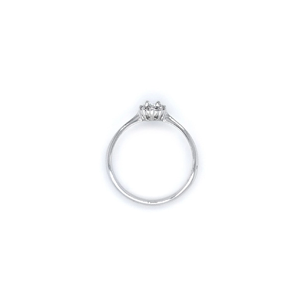 Ring mit Zirkonen aus Weißgold
