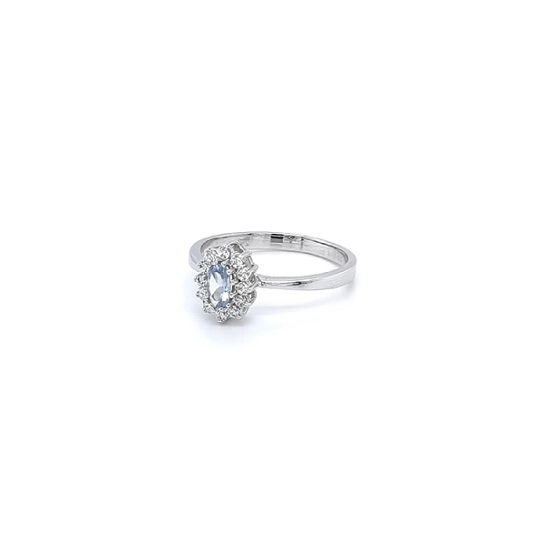 Ring mit Weißgoldtopas