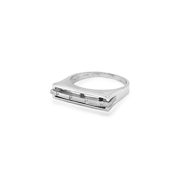 Goldring mit Zirkonen