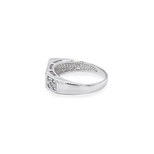 Goldring mit Zirkonen