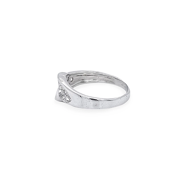 Goldring mit Zirkonen