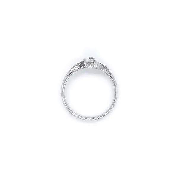 Ring mit Zirkon aus Weißgold