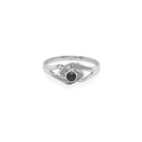 Goldring mit schwarzem Stein