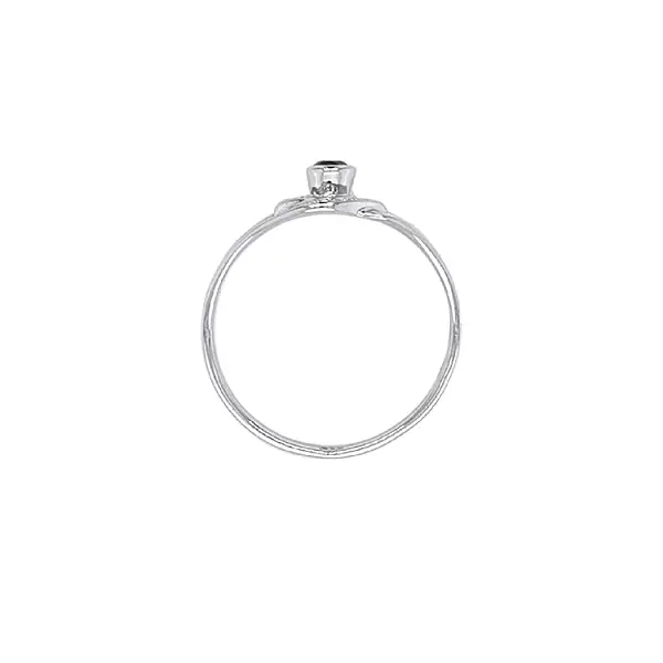 Goldring mit schwarzem Stein