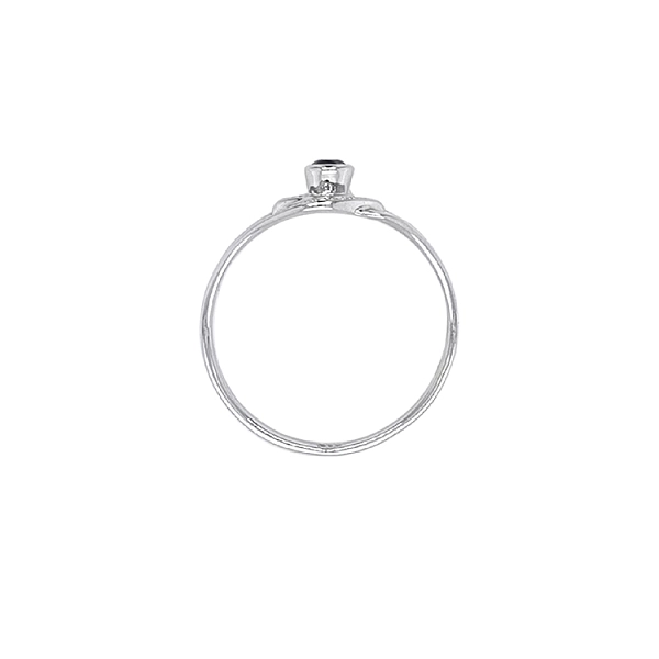 Goldring mit schwarzem Stein