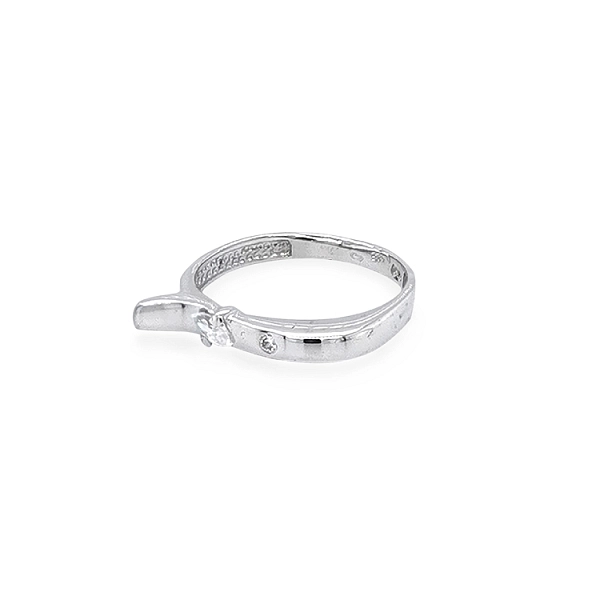 Goldring mit Zirkonen
