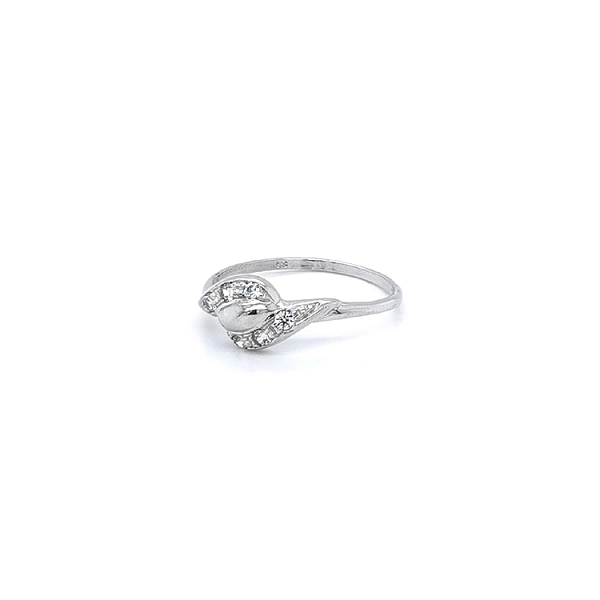 Ring mit Zirkonen aus Weißgold