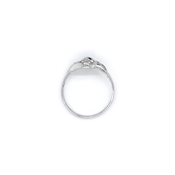 Ring mit Zirkonen aus Weißgold