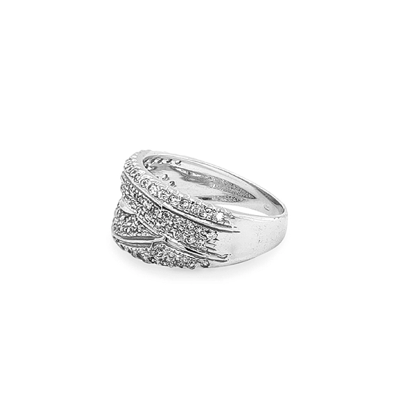 Goldring mit Zirkonen