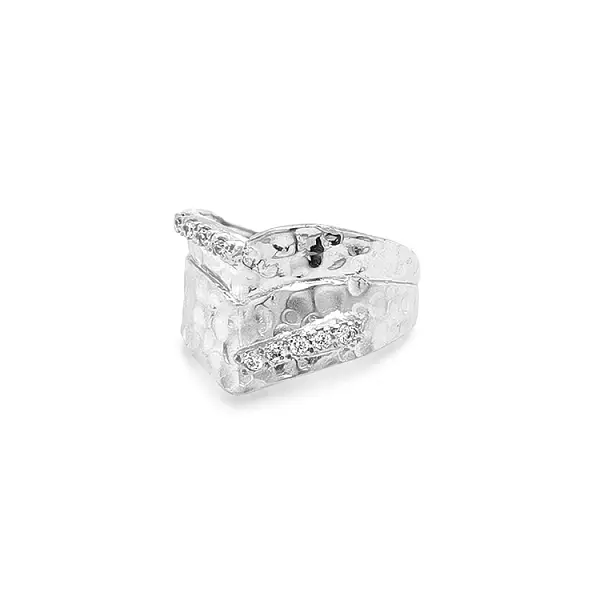 Goldring mit Zirkonen