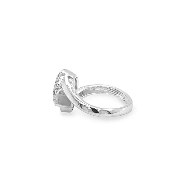 Goldring mit Zirkonen