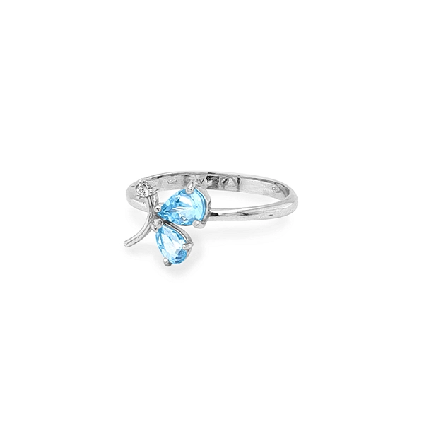 Goldring mit farbigen Steinen