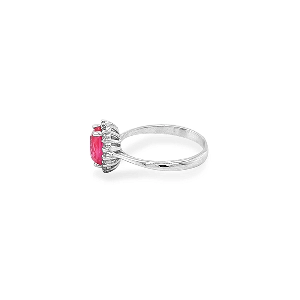 Goldring mit farbigen Steinen
