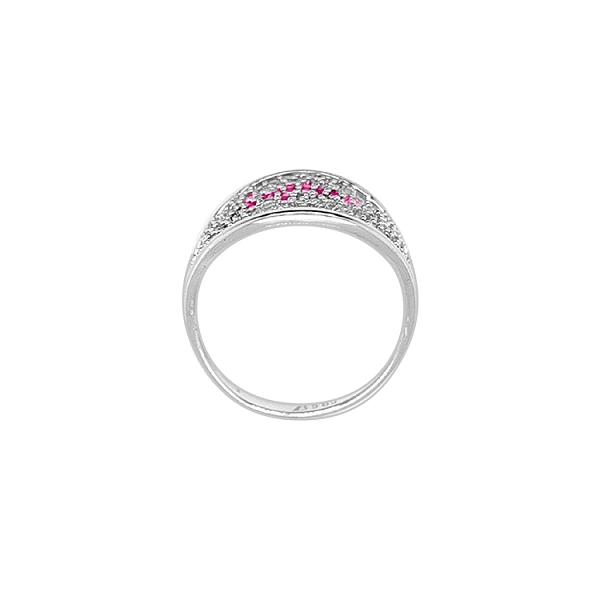 Goldring mit farbigen Steinen