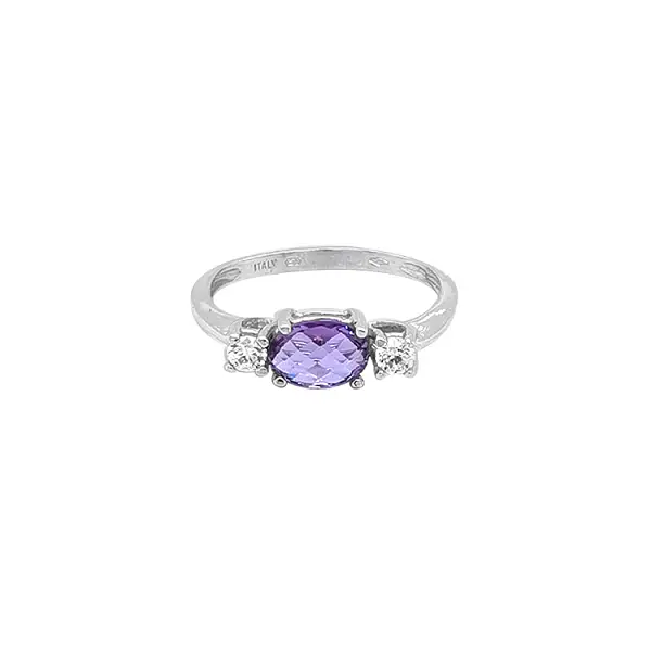 Goldring mit farbigen Steinen
