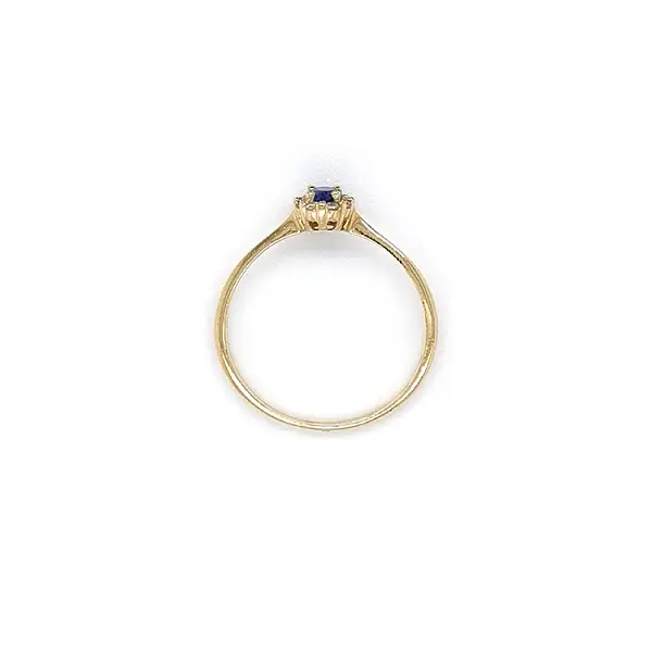 Goldring mit Saphir