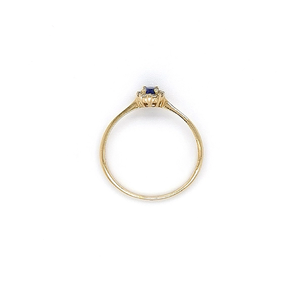 Goldring mit Saphir