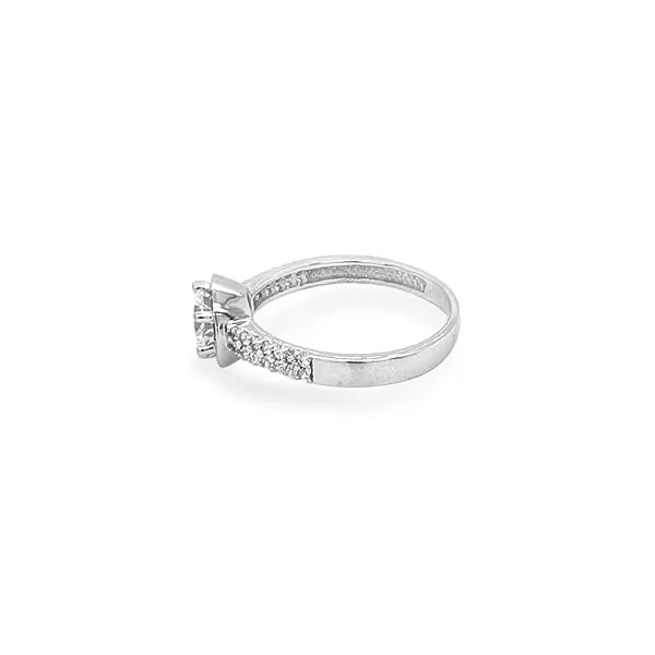 Gold Verlobungsring mit Zirkonen