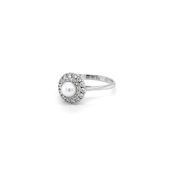 Ring mit Weißgoldperle