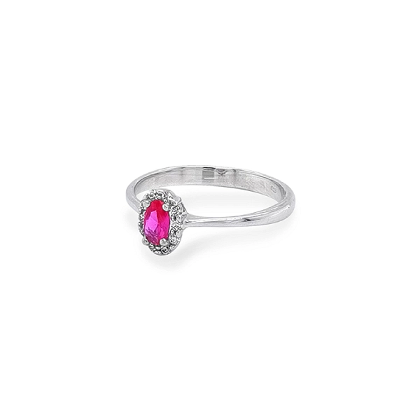 Goldring mit farbigen Steinen