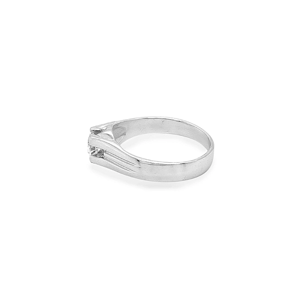 Goldring mit Zirkon