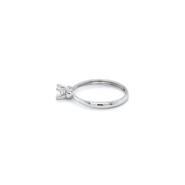 Verlobungsring mit Zirkon aus Weißgold