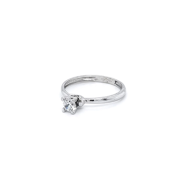 Verlobungsring mit Zirkon aus Weißgold