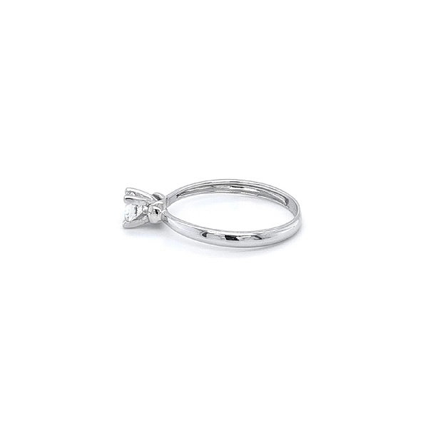 Verlobungsring mit Zirkon aus Weißgold