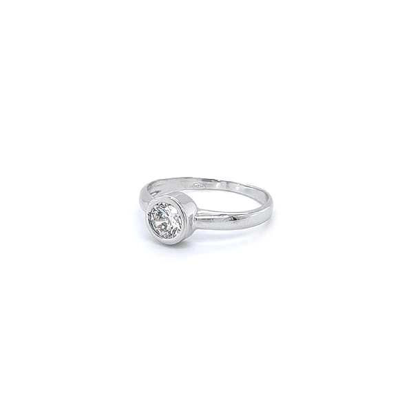 Verlobungsring mit Zirkon aus Weißgold
