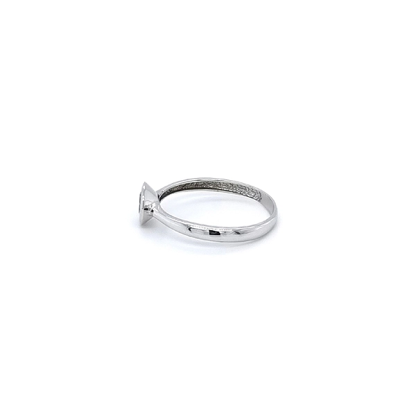 Verlobungsring mit Zirkon aus Weißgold