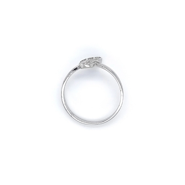 Ring mit Zirkonen aus Weißgold