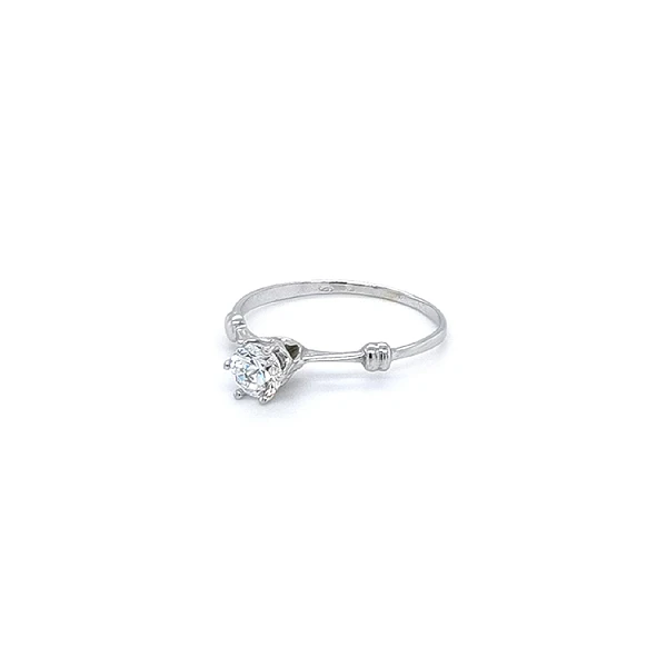 Verlobungsring mit Zirkon aus Weißgold