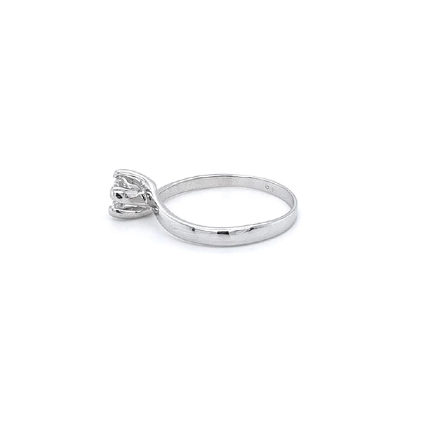 Verlobungsring mit Zirkon aus Weißgold