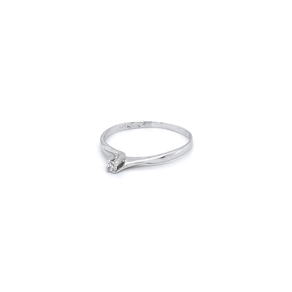Verlobungsring mit Zirkon aus Weißgold