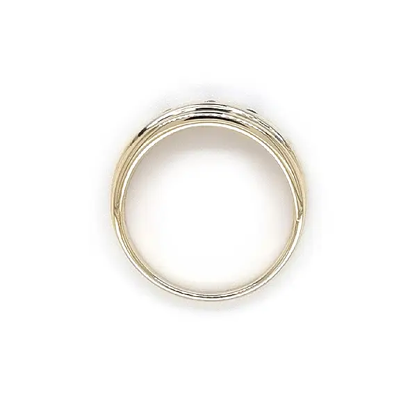 Goldring mit farbigen Steinen