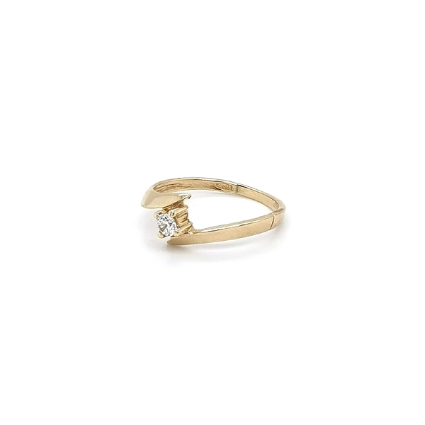 Gold Verlobungsring mit Zirkon
