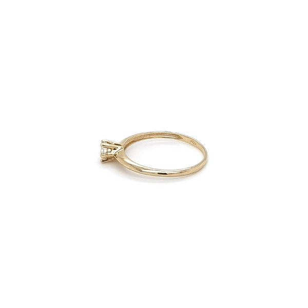 Gold Verlobungsring mit Zirkon