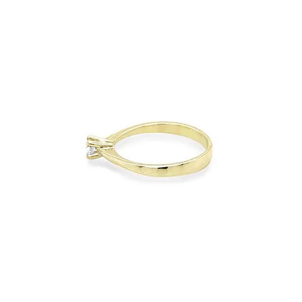 Gold Verlobungsring mit Zirkon