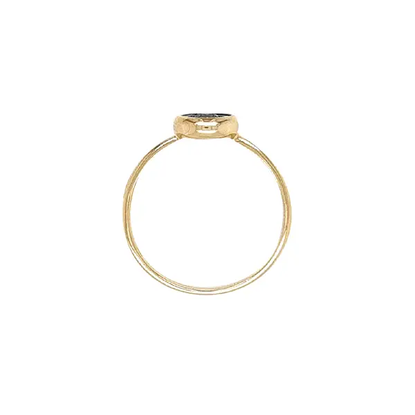 Goldring mit Zirkonen