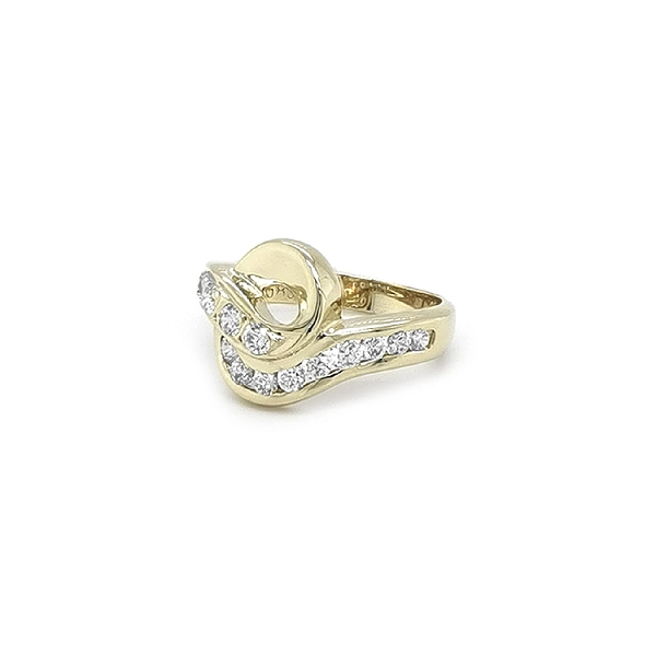 Goldring mit Zirkonen