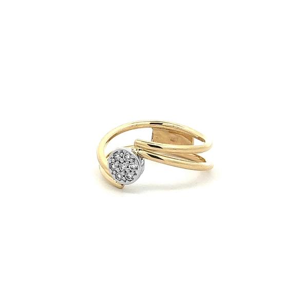 Goldring mit Zirkonen
