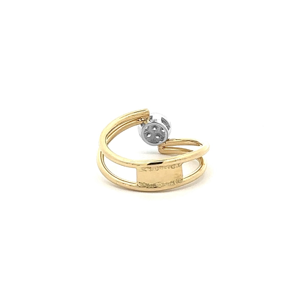 Goldring mit Zirkonen