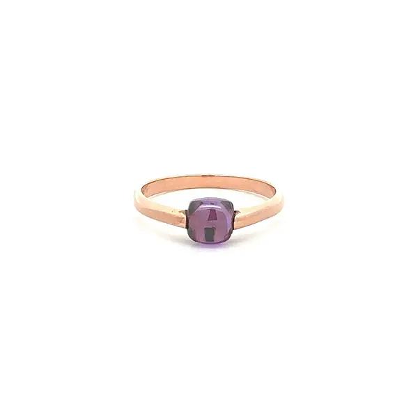 Goldring mit violettem Stein