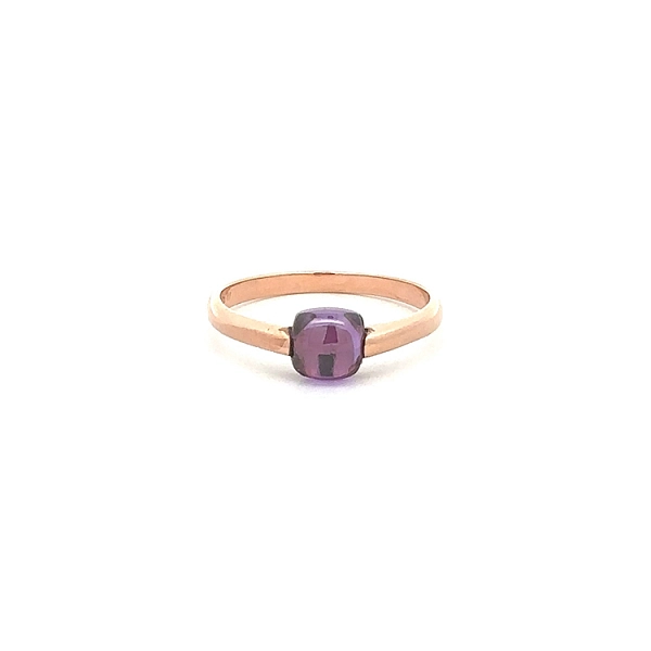 Goldring mit violettem Stein