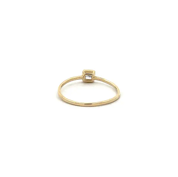 Goldring mit Zirkon